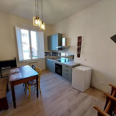 Ciclamino Fori Porta Pispini 2 Apartament *