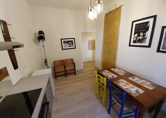 Ciclamino Fori Porta Pispini 2 Апартаменти *